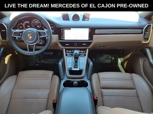 Used 2022 Porsche Cayenne Platinum Edition AWD/4WD image 4