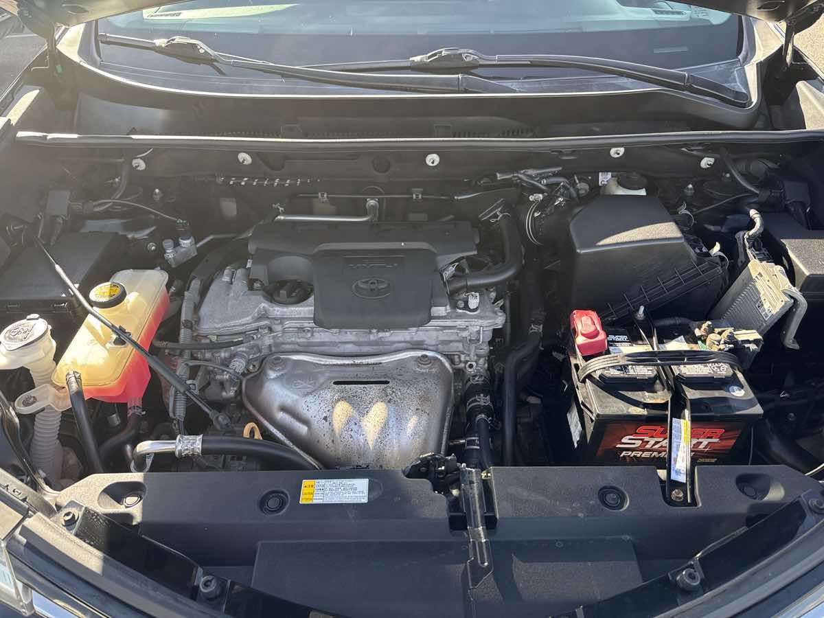 Used 2017 Toyota RAV4 LE w/ Carpet Mat Package FWD image 22