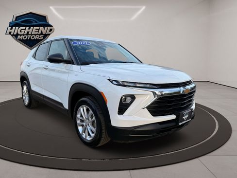 Used 2024 Chevrolet TrailBlazer LS w/ LS Convenience Package image 8