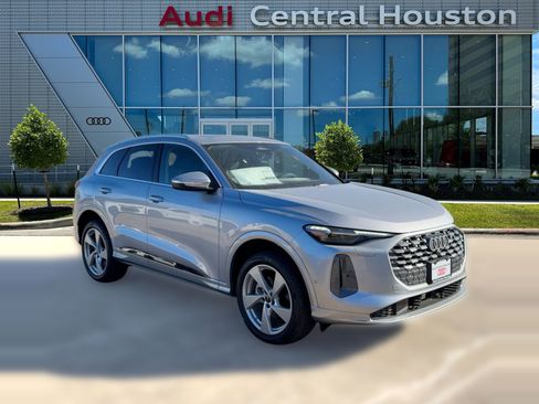 New 2025 Audi Q5 Premium Plus image 7