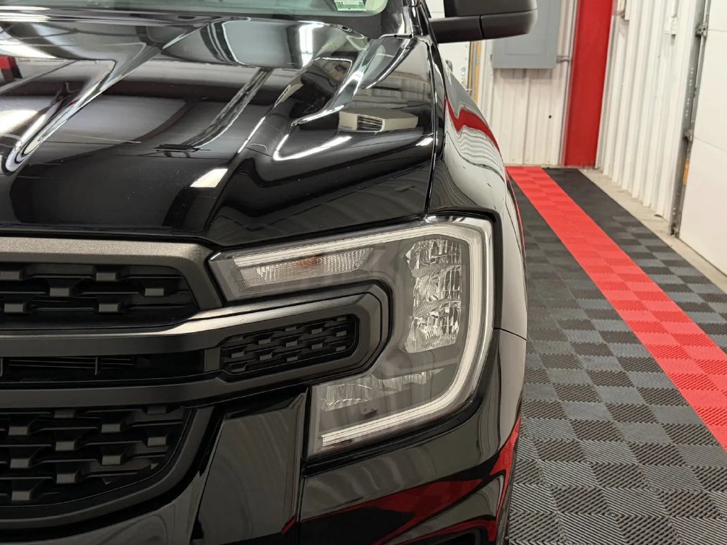 Used 2024 Ford Ranger XL AWD/4WD image 9