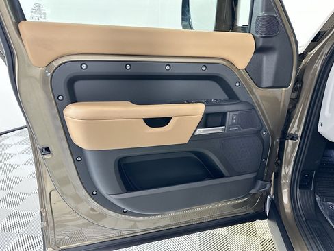 Used 2026 Land Rover Defender 110 S AWD/4WD image 14