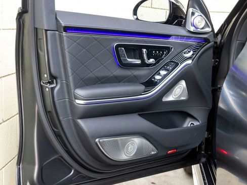 New 2026 Mercedes-Benz S 580 4MATIC Sedan image 12