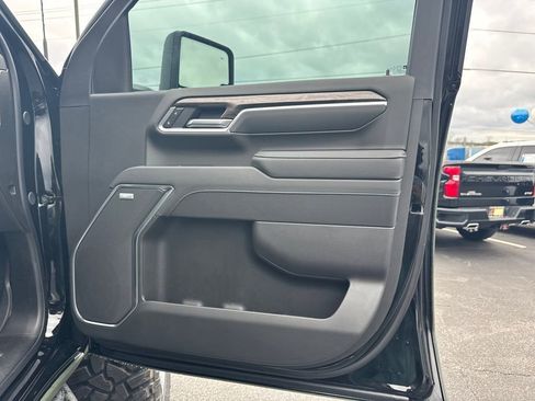 New 2026 Chevrolet Silverado 2500 LTZ w/ LTZ Plus Package AWD/4WD image 15
