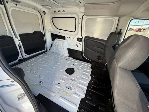 Used 2022 RAM ProMaster City Tradesman FWD image 16