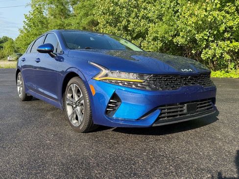 Used 2023 Kia K5 EX w/ EX Premium Package FWD image 3