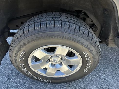 Used 2008 Toyota FJ Cruiser 4WD image 5