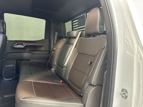 Used 2022 GMC Sierra 1500 Denali w/ Technology Package AWD/4WD image 23