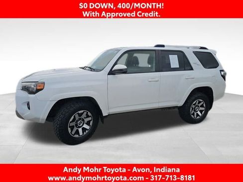 Used 2017 Toyota 4Runner TRD Off-Road AWD/4WD image 4