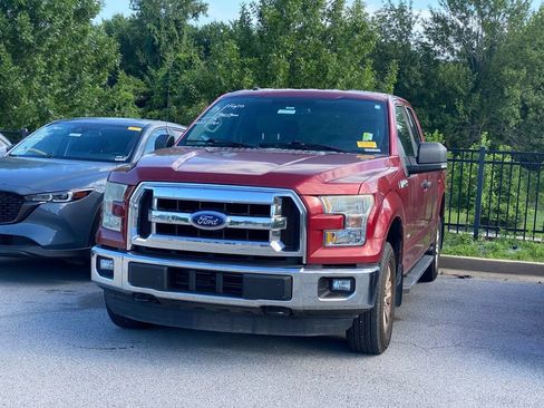 Used 2015 Ford F150 XLT w/ Equipment Group 301A Mid AWD/4WD image 3