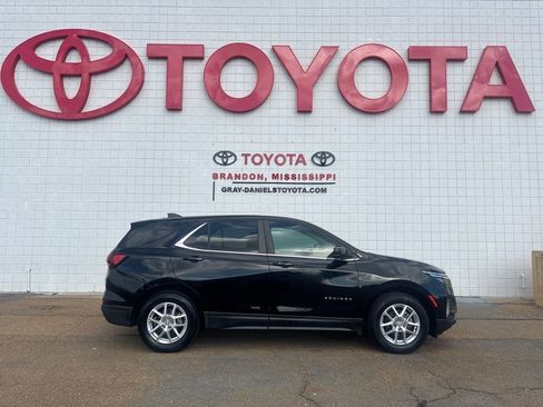 Used 2022 Chevrolet Equinox LT image 4