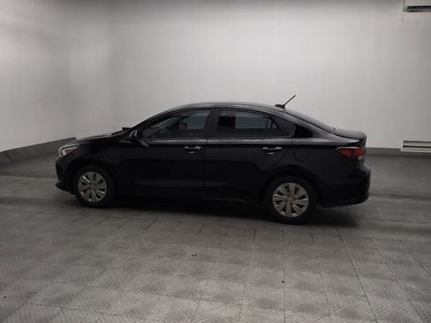Used 2019 Kia Rio S FWD image 3