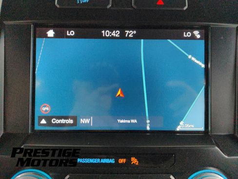 Used 2016 Ford F150 Lariat w/ Equipment Group 502A Luxury AWD/4WD image 23