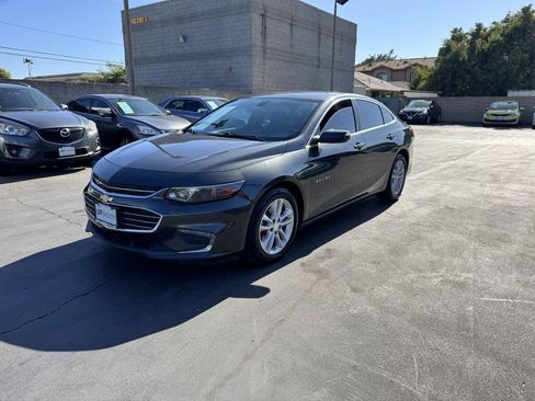 Used 2016 Chevrolet Malibu LT FWD image 12