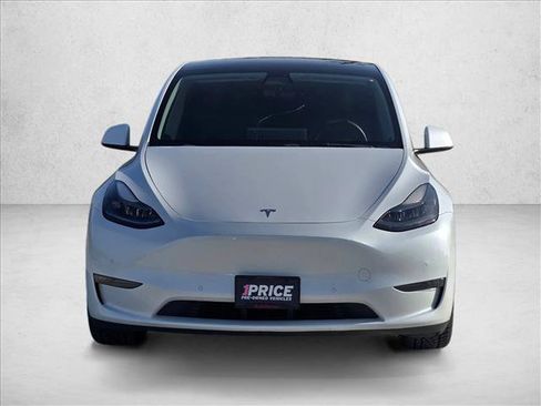 Used 2022 Tesla Model Y Performance AWD/4WD image 2