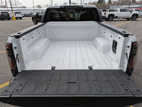 New 2026 GMC Sierra EV Elevation w/ LPO, Elevation Dark Package image 36