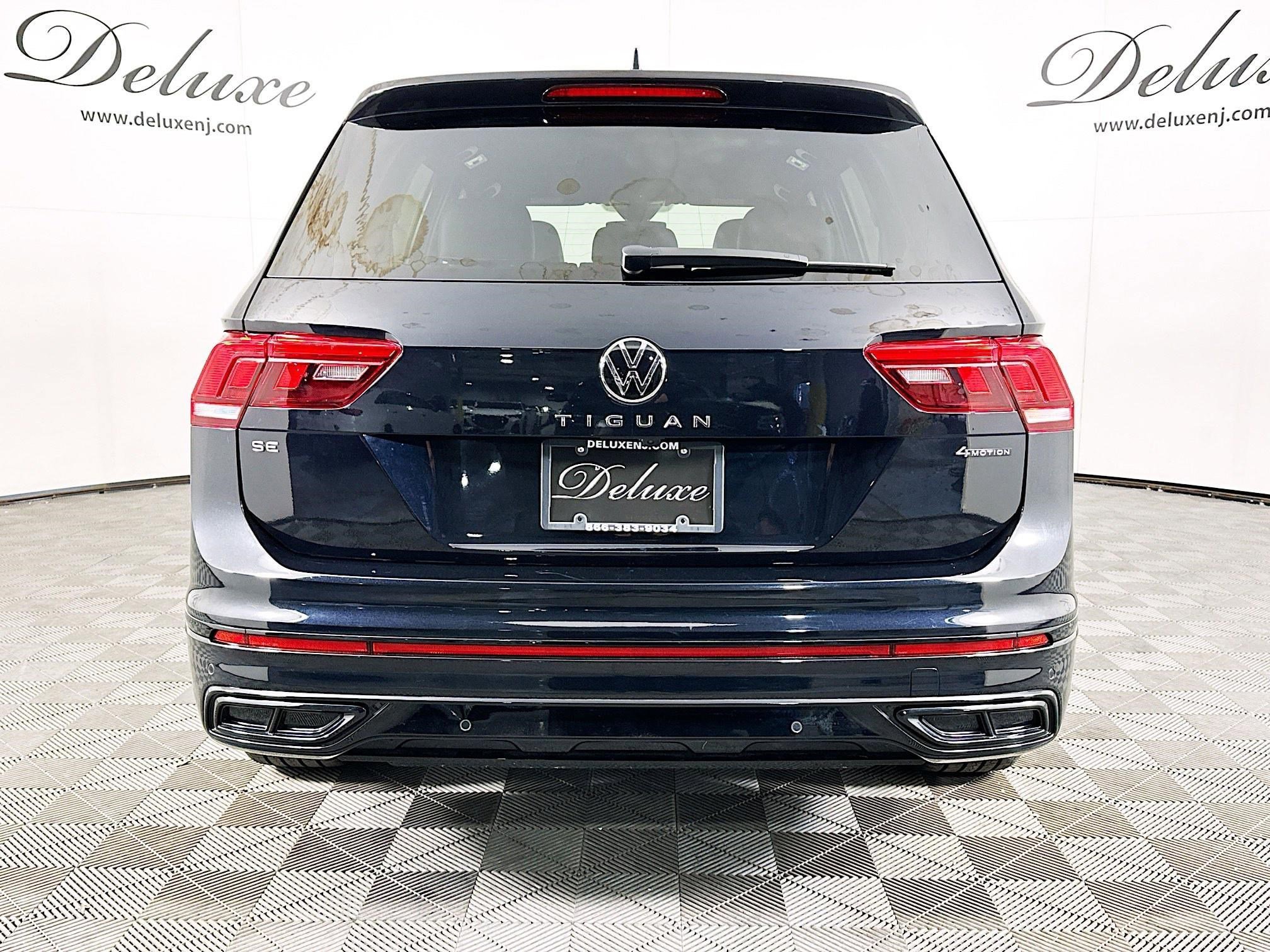 Used 2024 Volkswagen Tiguan SE R-Line AWD/4WD image 5
