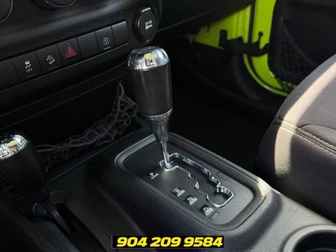 Used 2013 Jeep Wrangler Rubicon w/ PWR Convenience Group AWD/4WD image 16