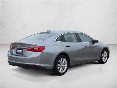 Used 2024 Chevrolet Malibu LT image 5