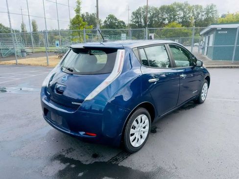 Used 2017 Nissan Leaf S w/ Charge Package FWD image 5