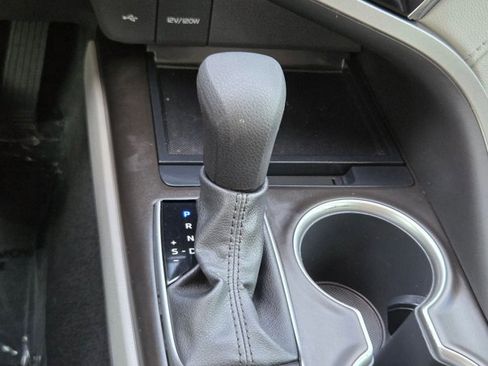 Certified 2022 Toyota Camry LE w/ Carpet Mat Package (TMS) AWD/4WD image 13