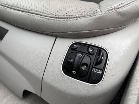 Used 2005 Mercedes-Benz SL 500 image 26