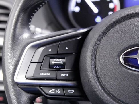 Used 2023 Subaru Forester Premium image 28