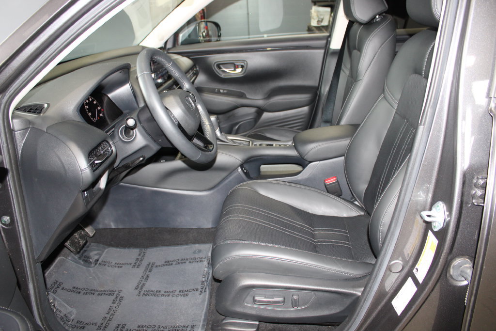 Used 2024 Honda HR-V EX-L image 7