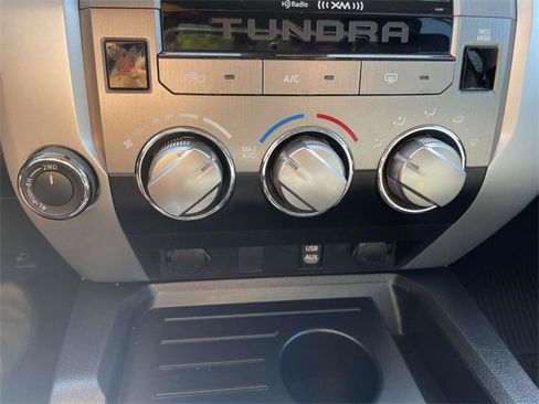 Used 2018 Toyota Tundra SR5 w/ SR5 Upgrade Package image 26