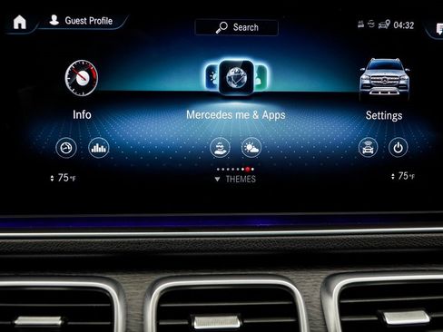 Used 2022 Mercedes-Benz GLS 580 4MATIC image 28