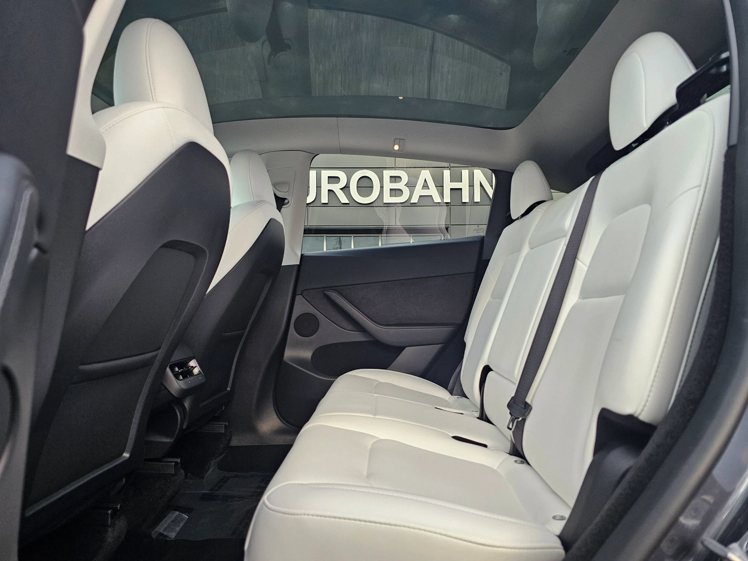Used 2023 Tesla Model Y Performance AWD/4WD image 20