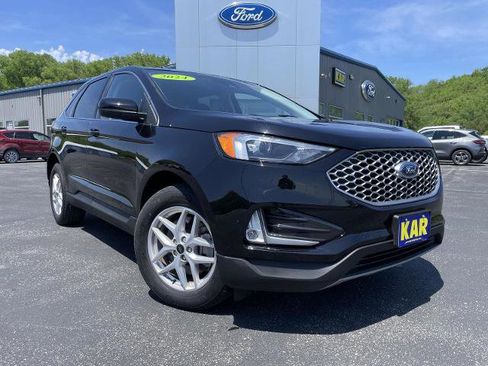 Certified 2024 Ford Edge SEL w/ Convenience Package AWD/4WD image 3