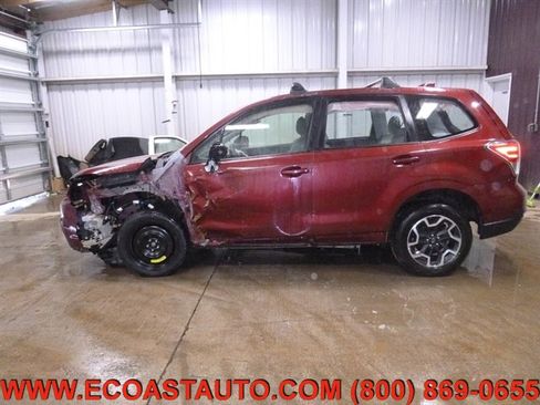Used 2017 Subaru Forester 2.5i image 2