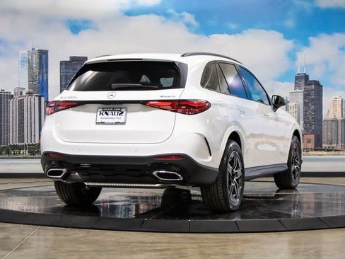 Certified 2026 Mercedes-Benz GLC 350e GLC 350e image 8