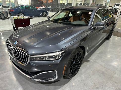Used 2020 BMW 740i xDrive w/ Cold Weather Package AWD/4WD image 11