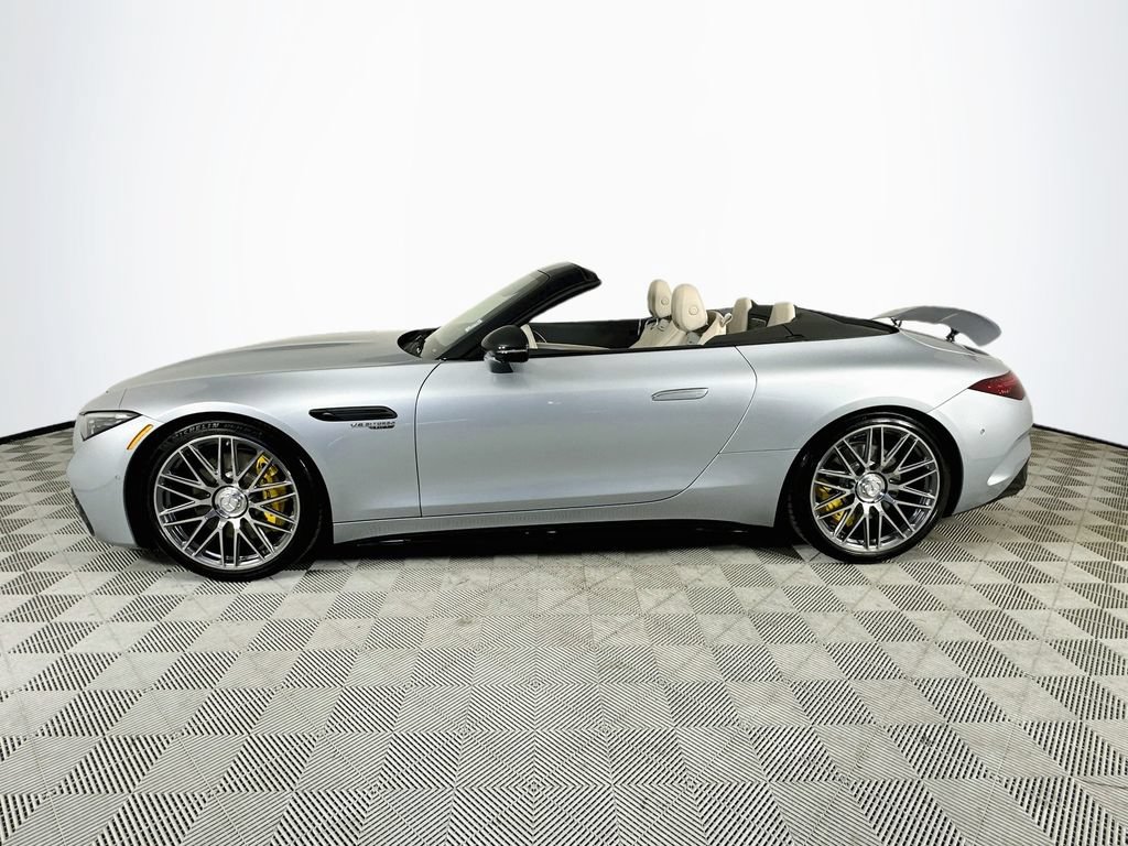 Certified 2023 Mercedes-Benz SL 63 AMG 4MATIC w/ Driver Assistance Package image 4