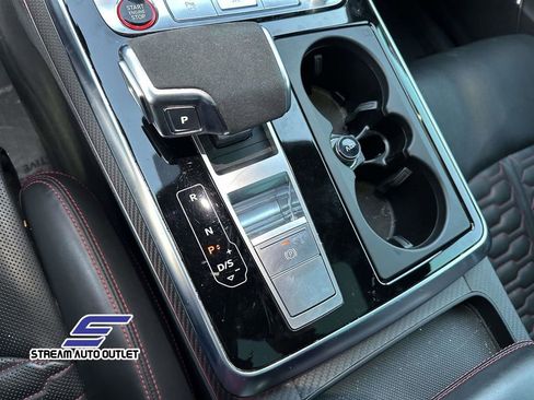 Used 2024 Audi RS Q8 image 31