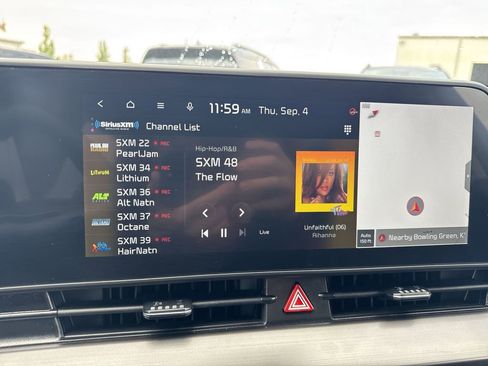 New 2025 Kia Sportage EX image 16