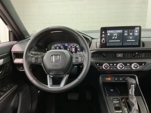 Used 2026 Honda CR-V Sport-L image 9