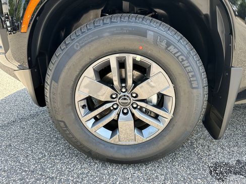 New 2026 Nissan Frontier SV w/ Tow Package RWD image 9