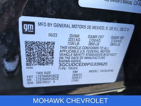 Used 2023 Chevrolet Silverado 1500 Custom Trail Boss w/ Midnight Edition AWD/4WD image 34