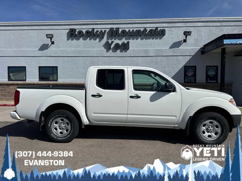 Used 2018 Nissan Frontier S image 2