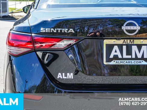 Used 2025 Nissan Sentra S image 13