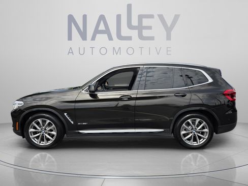 Used 2018 BMW X3 xDrive30i AWD/4WD image 2