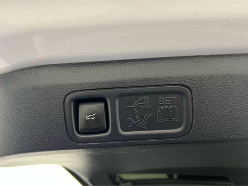 Used 2023 Lincoln Navigator L Reserve w/ Equipment Group 201A image 15