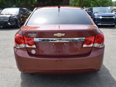 Used 2012 Chevrolet Cruze LS w/ Connectivity Package FWD image 7
