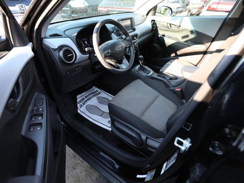 Used 2021 Hyundai Kona SE AWD/4WD image 15