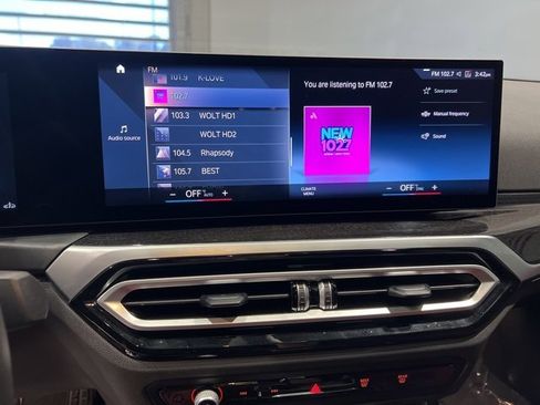 Used 2024 BMW 330i xDrive Sedan w/ M Sport Package image 22