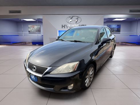 Used 2010 Lexus IS 250 AWD w/ Luxury Plus Value Edition image 4