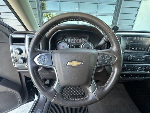 Used 2018 Chevrolet Silverado 1500 LT w/ All Star Edition image 18